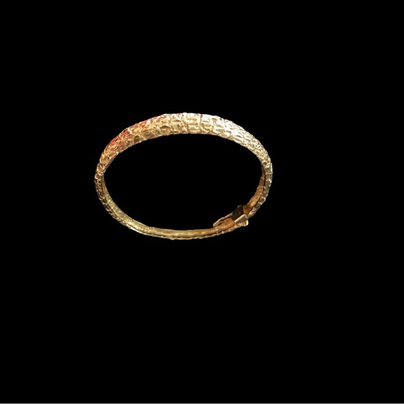 Bracelet Gold 14K Yellow Gold Nugget Cuff Bangle Bracelet - Picture 3 of 8